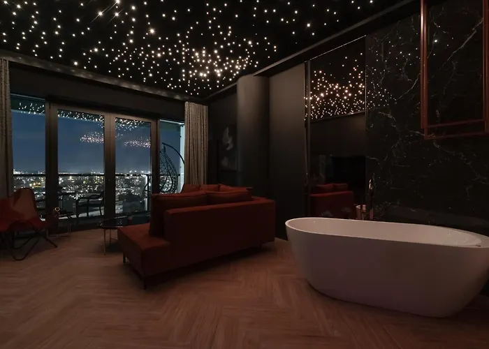 Apartment Margi Velvet 13th Floor Led Ceiling Bath Pool Stettin